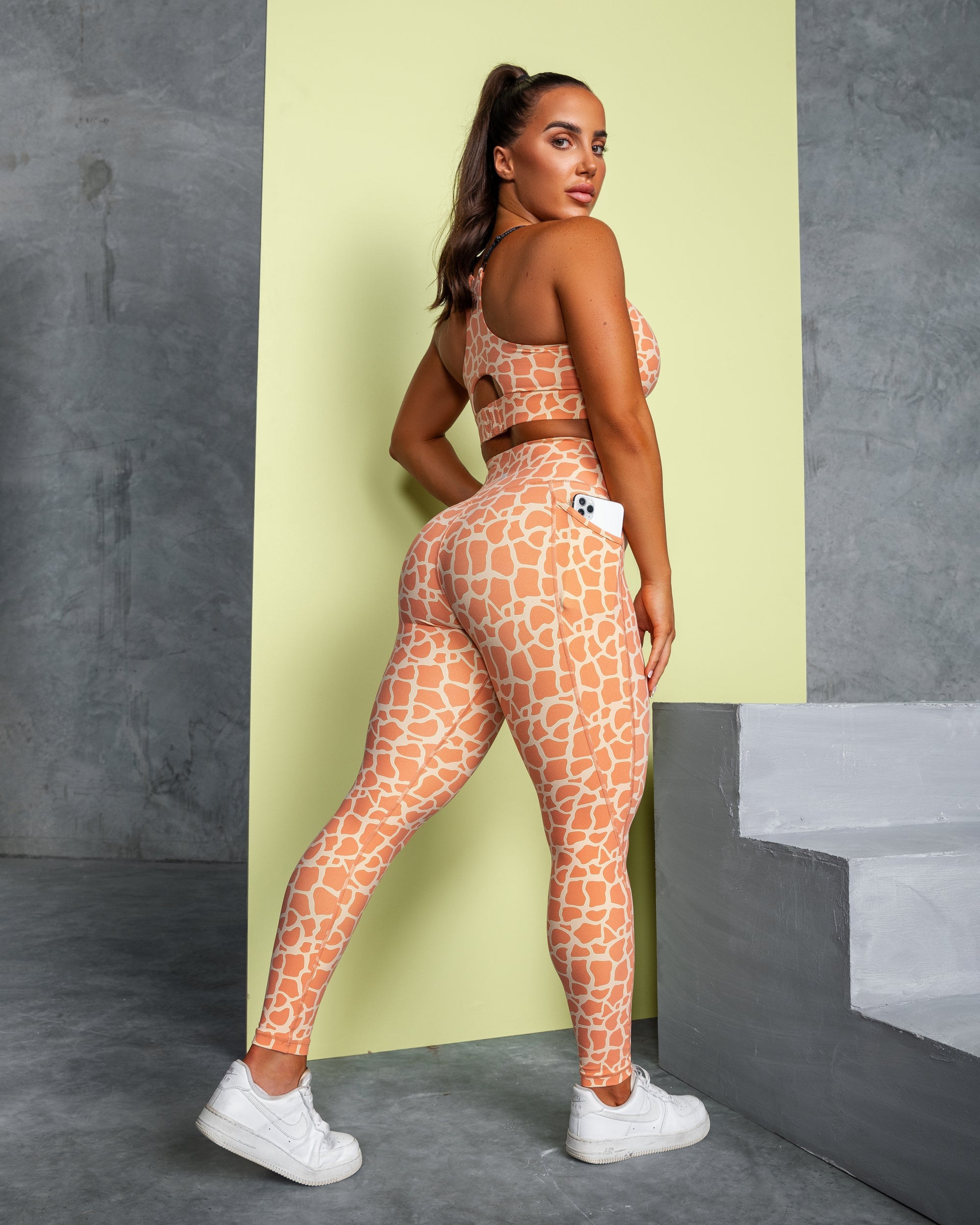 Signature Pocket Ankle Length Leggings-Muscle Nation