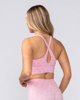 Scroll to image 