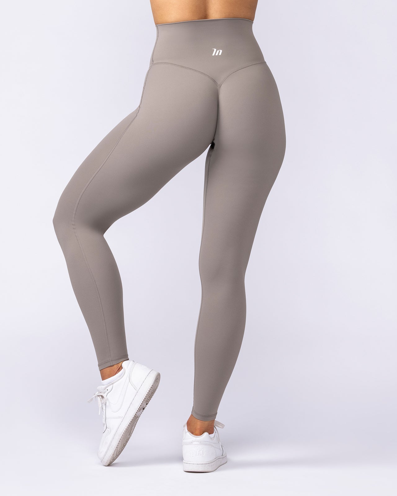 Aura Peachy High Invisible Scrunch Ankle Leggings - Oat