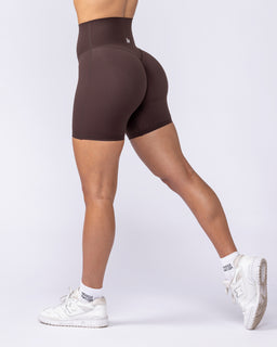 Aura Peachy High Invisible Scrunch Bike Shorts - Cocoa