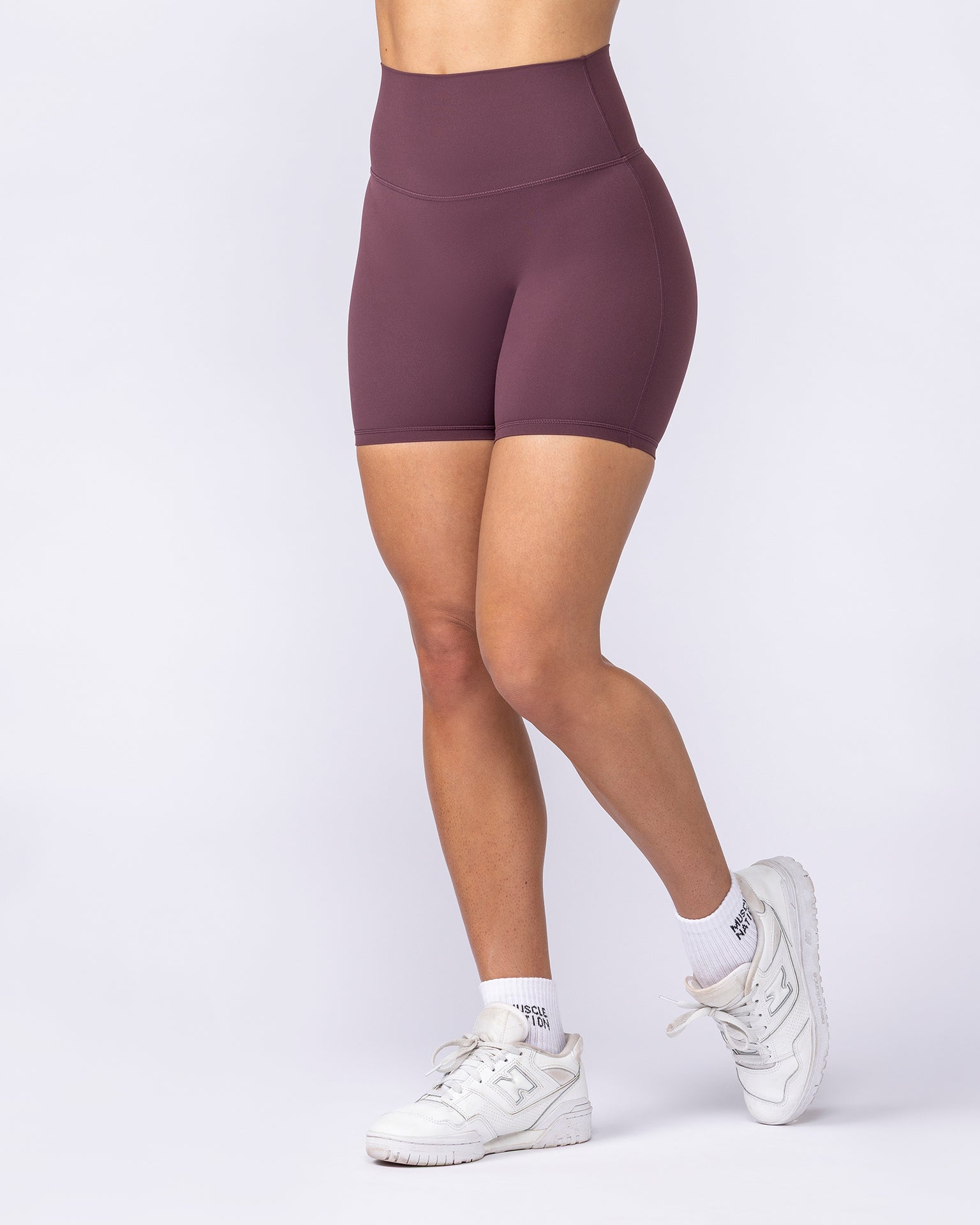 Aura Peachy High Invisible Scrunch Bike Shorts - Dark Cherry