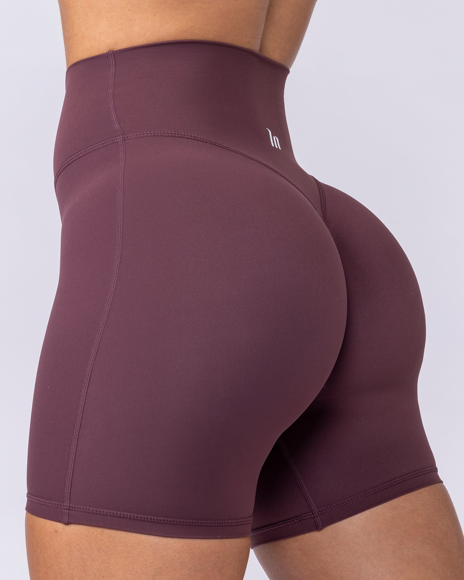 Aura Peachy Invisible Scrunch Bike Shorts - Dark Cherry