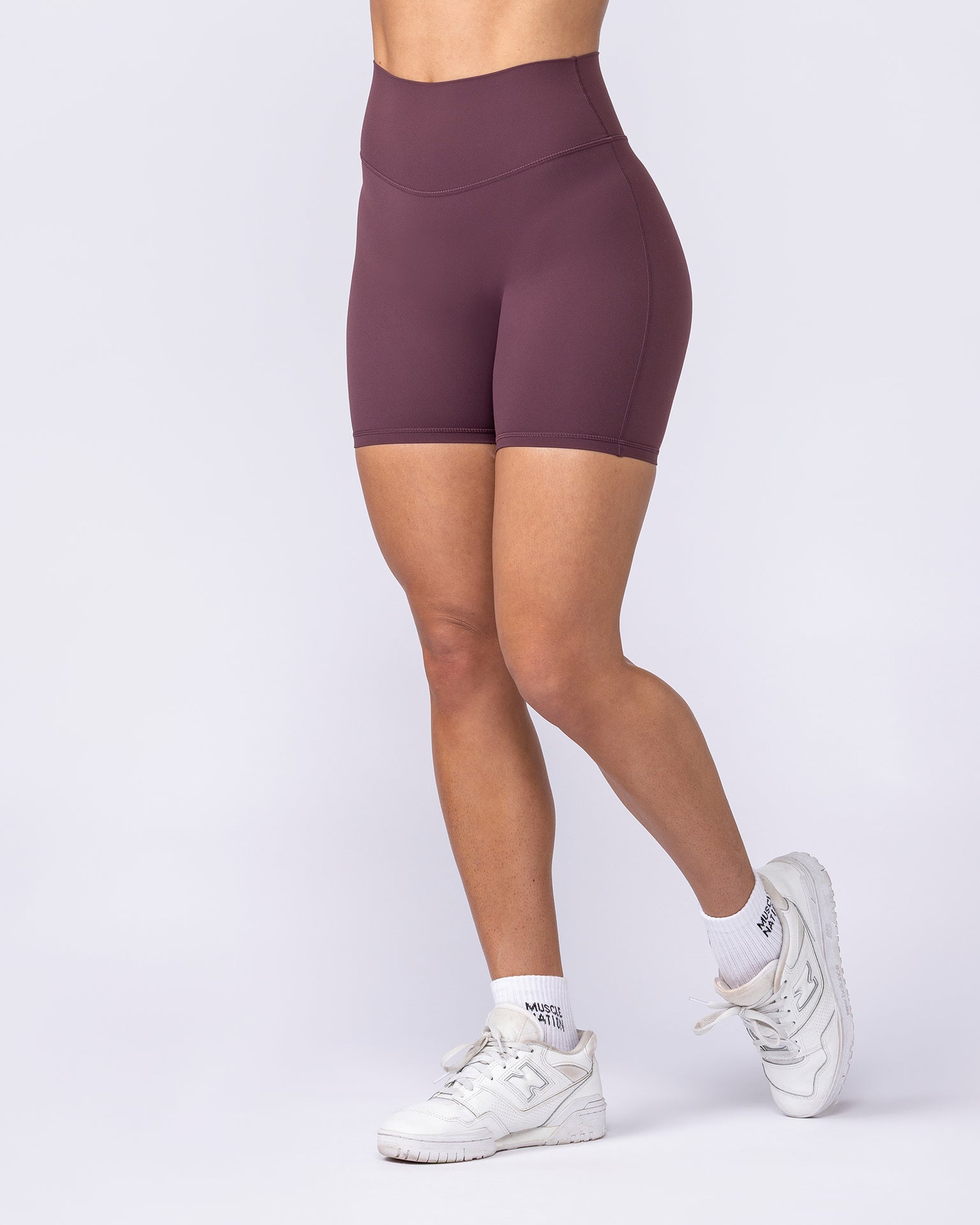 Aura Peachy Invisible Scrunch Bike Shorts - Dark Cherry