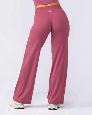 Aura Straight Leg Leggings Short - Maple