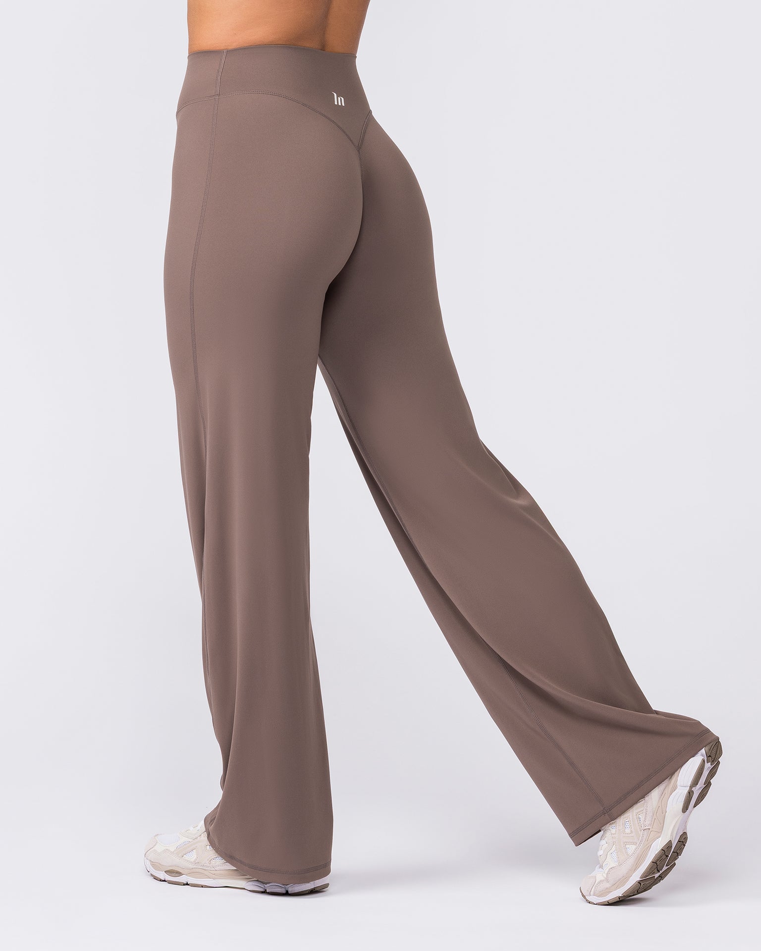 Aura Straight Leg Leggings Regular - Taupe-Leggings-XXS-032628RTAUPE-XXS-MNAPPRL49733-6-Muscle Nation