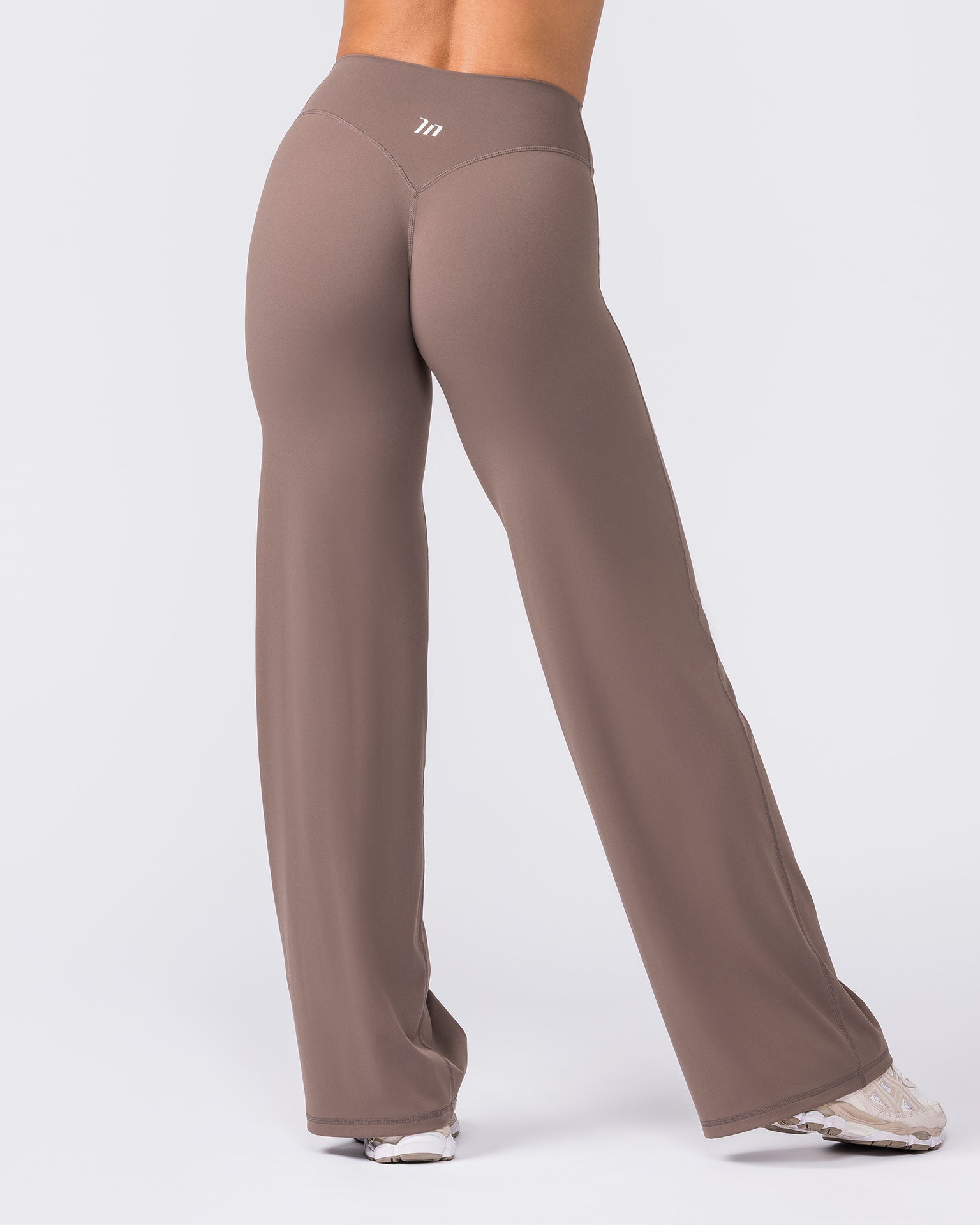 Aura Straight Leg Leggings Tall - Taupe-Leggings-XXS-032657TTAUPE-XXS-MNAPPRL51596-6-Muscle Nation