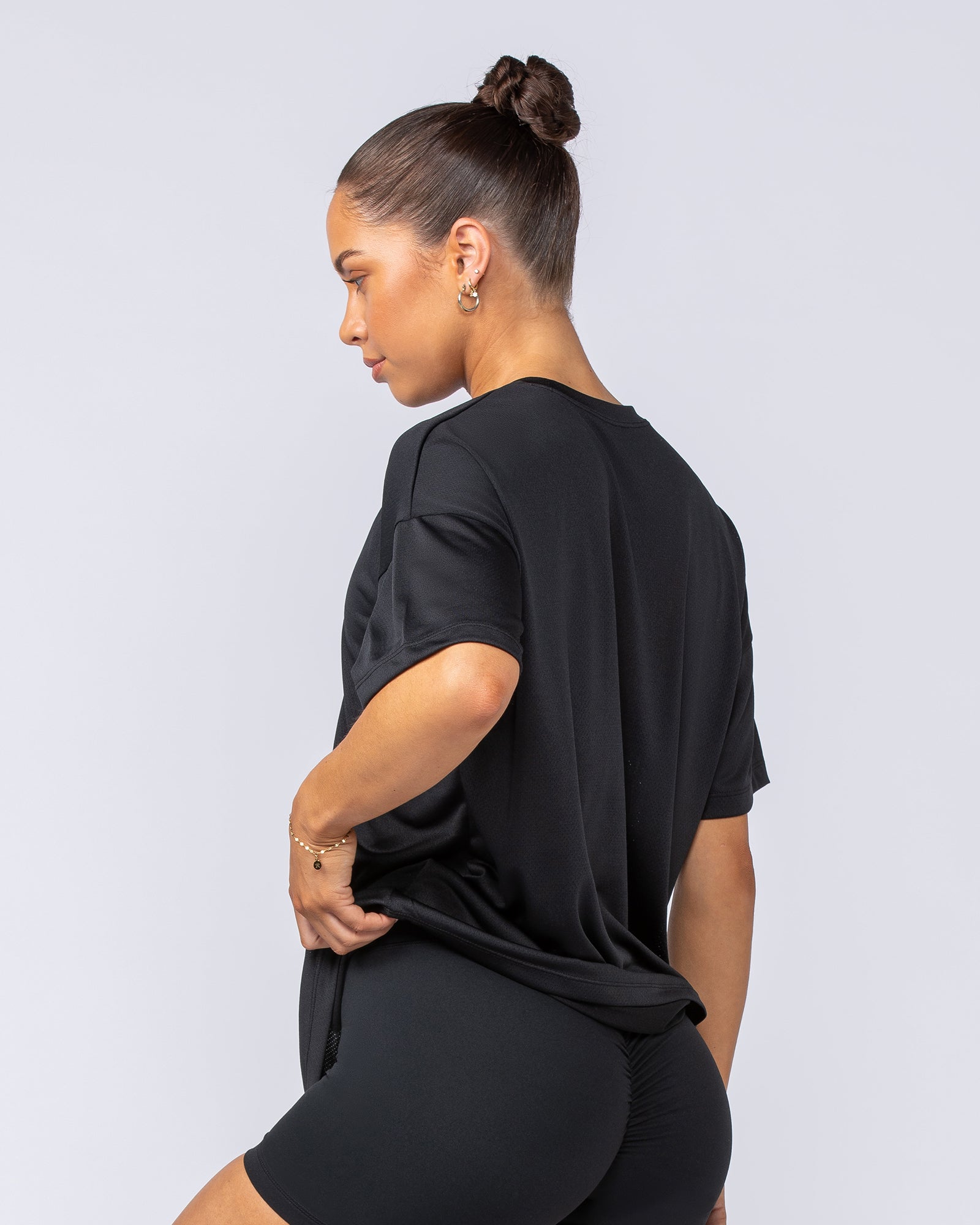 Womens Relaxed Training Tee - Black-T-Shirts-XXS-1124206BLK-XXS-MNAPPRL34495-4-Muscle Nation