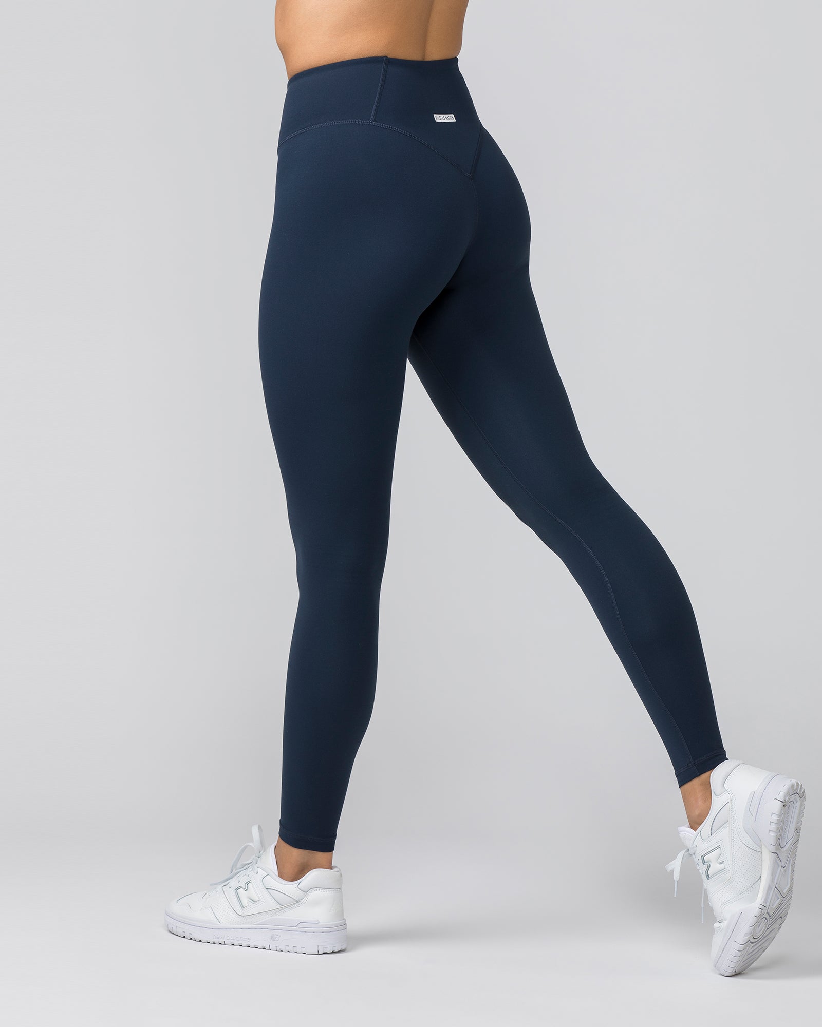 Contour Aura Full Length Leggings - Navy-Leggings-XXS-042406NAVY-XXS-MNAPPRL30091-4-Muscle Nation