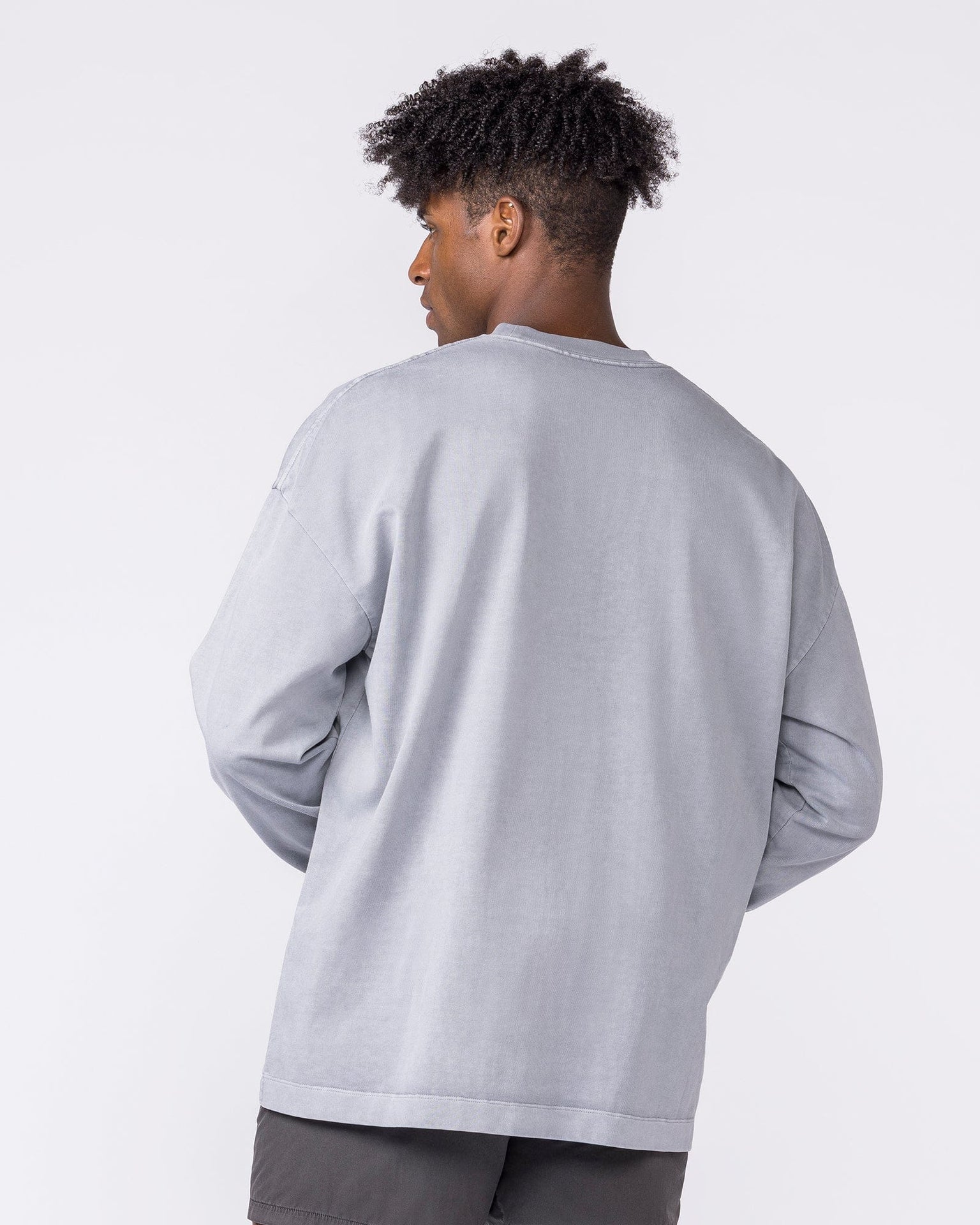 Essential Oversized Long Sleeve Vintage Tee in Washed Cement - Muscle Nation men's long sleeve tee, view 2