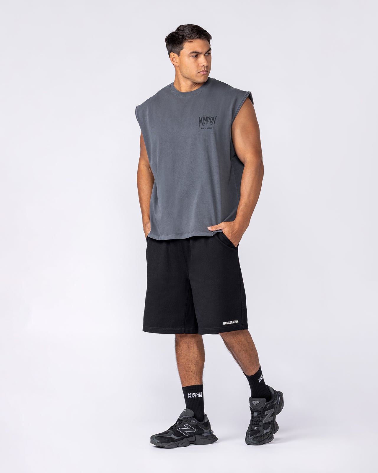 Essential Wide Sweat 9" Shorts - Black