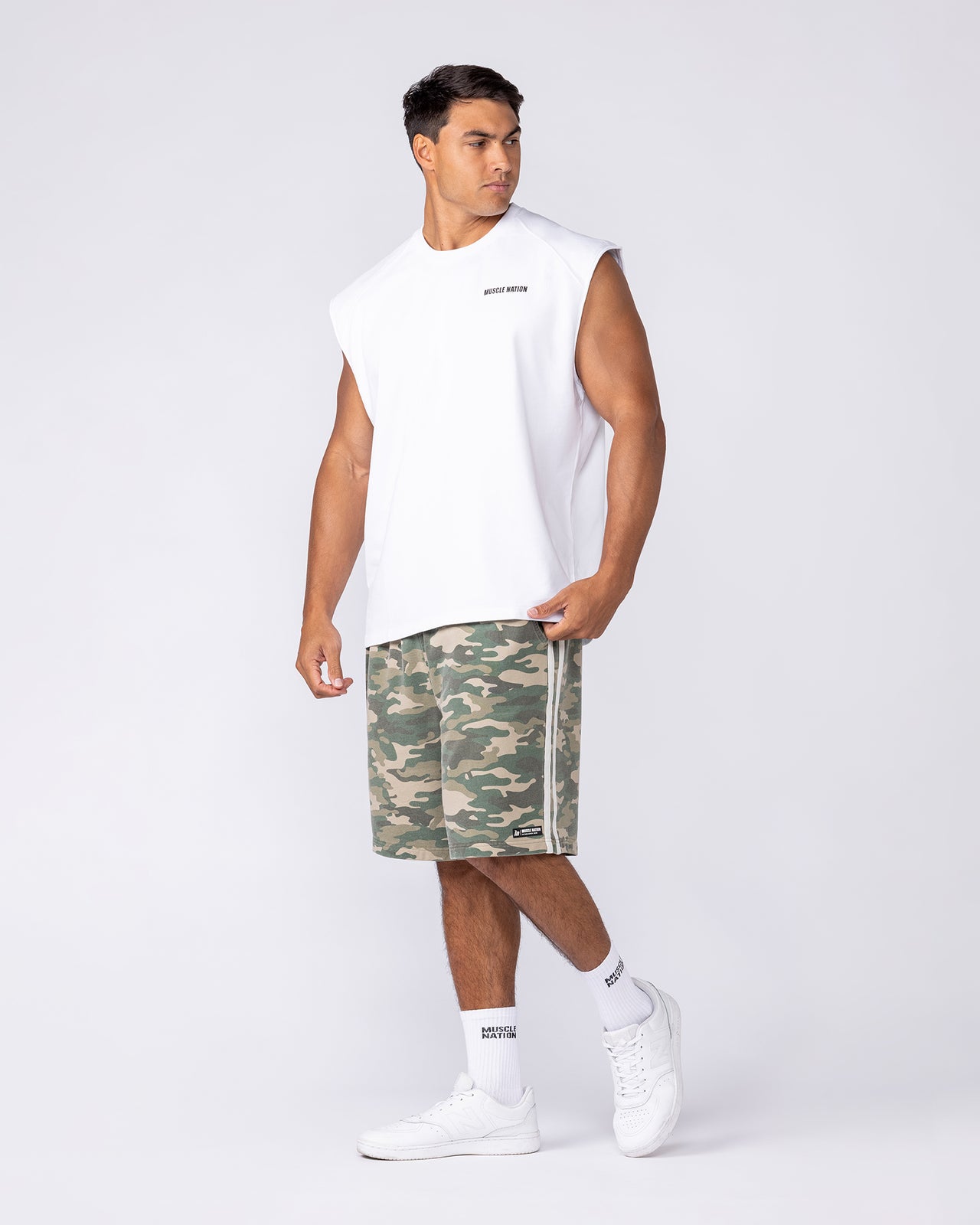 Essential Wide Sweat 9" Shorts - Washed Camo