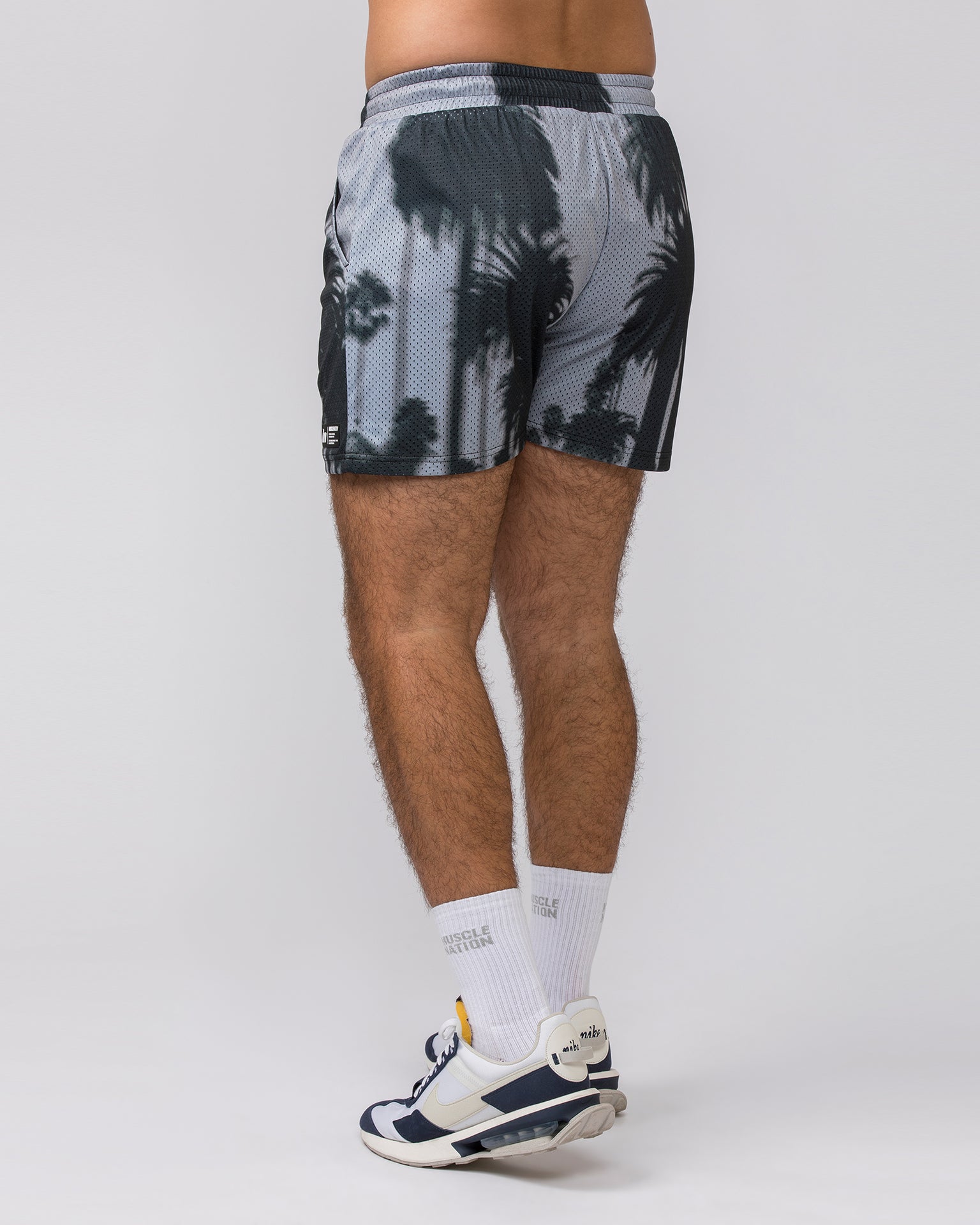Lay Up 3.5" Shorts - Palm Tree Print-Shorts-S-112342PLMTRE-S-MNAPPRL30712-4-Muscle Nation