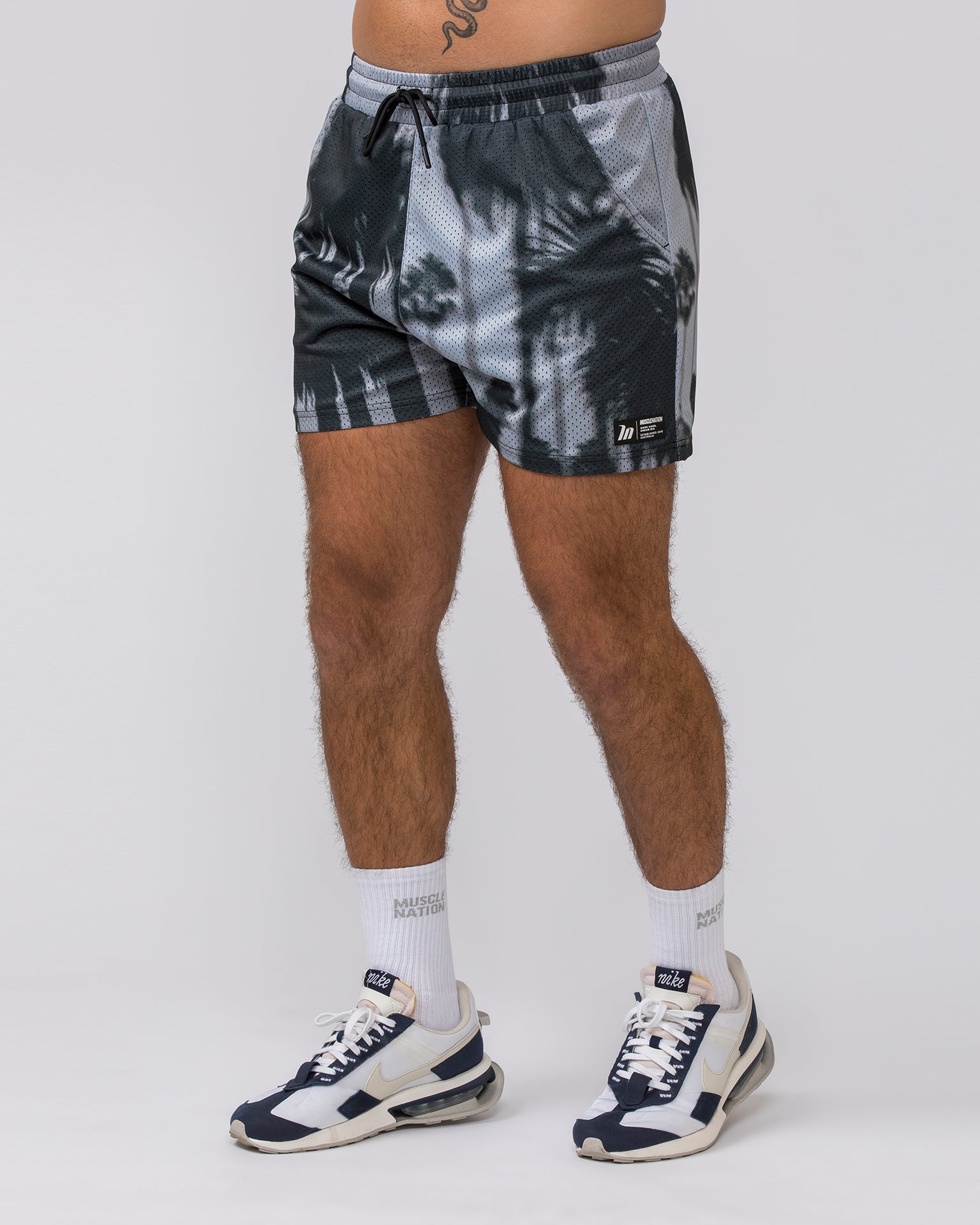Lay Up 3.5" Shorts - Palm Tree Print-Shorts-S-112342PLMTRE-S-MNAPPRL30712-3-Muscle Nation