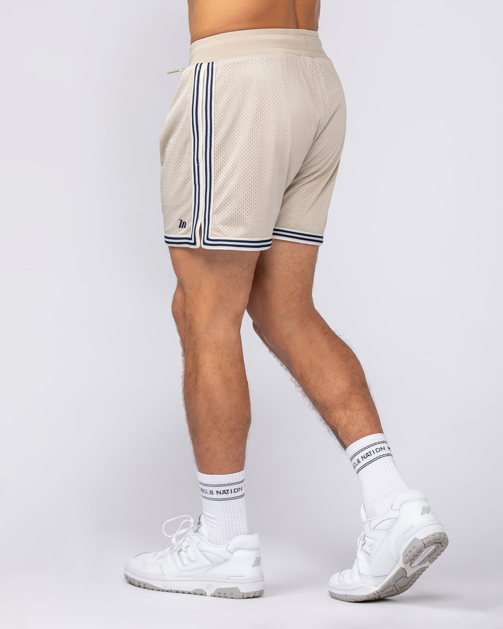Retro Mesh Training 4