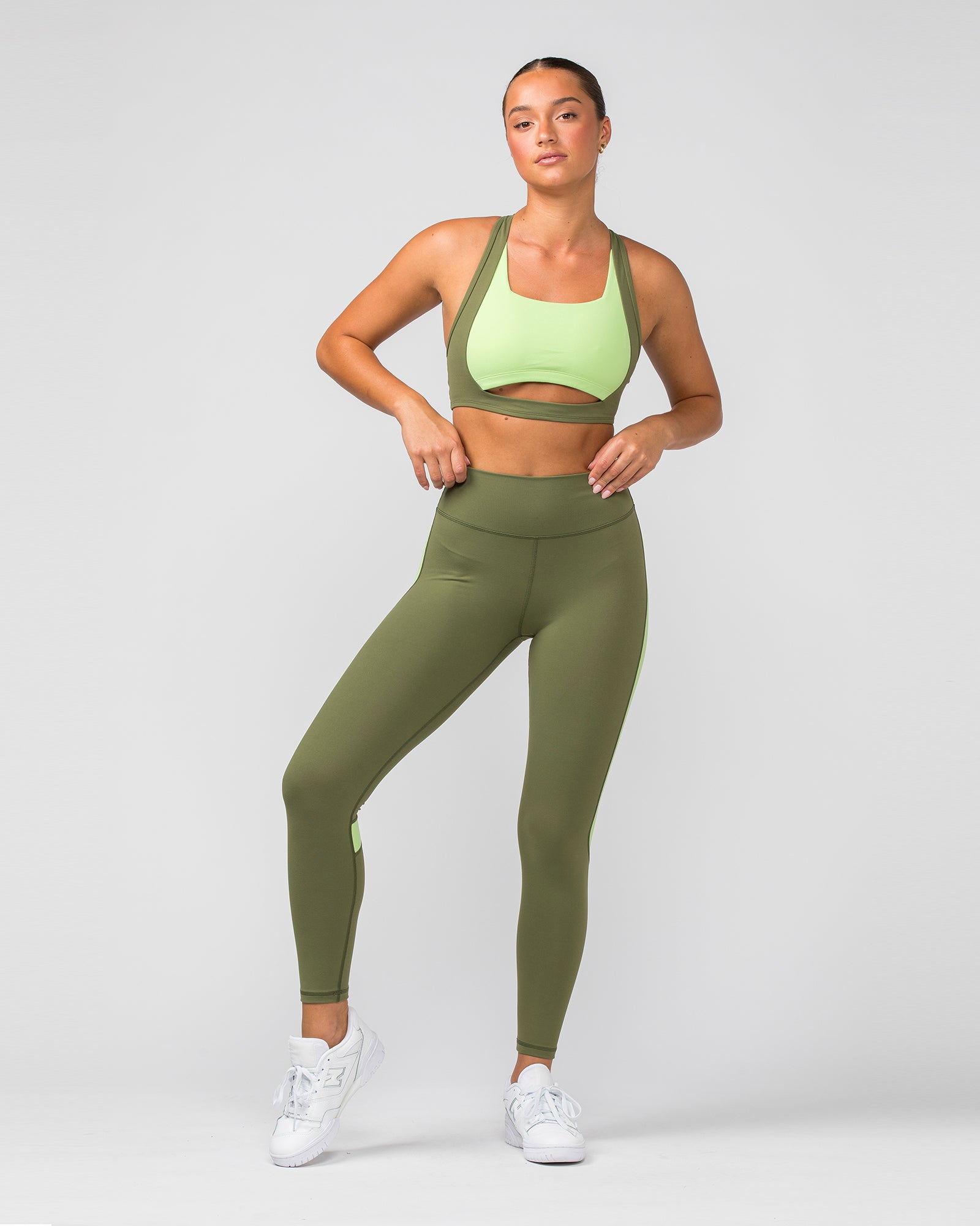 Sunlight Signature Scrunch Ankle Length Leggings - Green Ivy-Leggings-XXS-012206GRNIVY-XXS-MNAPPRL13108-7-Muscle Nation