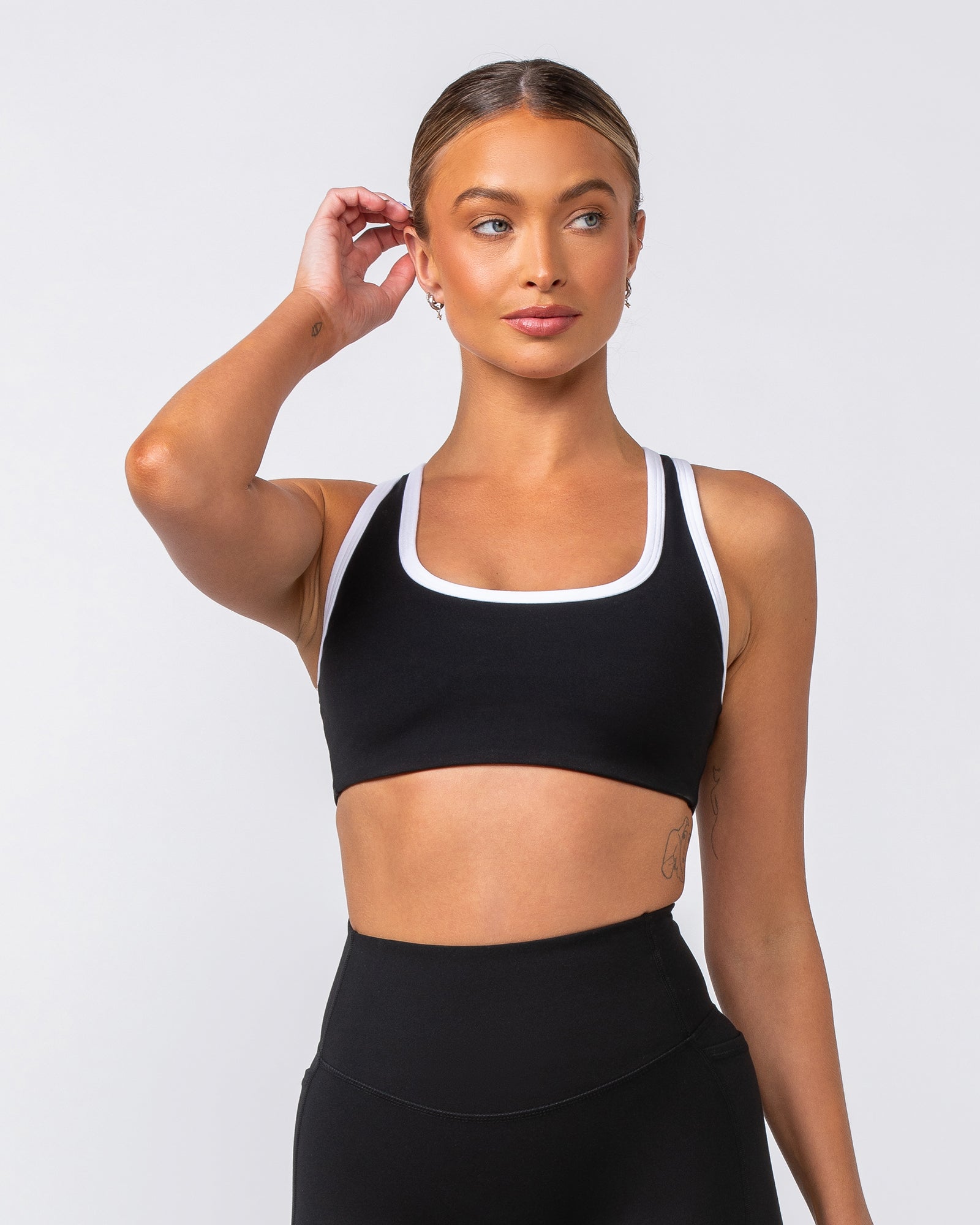 Contrast Bralette - Black-Bralettes-XS-082417BLK-XS-MNAPPRL32040-2-Muscle Nation