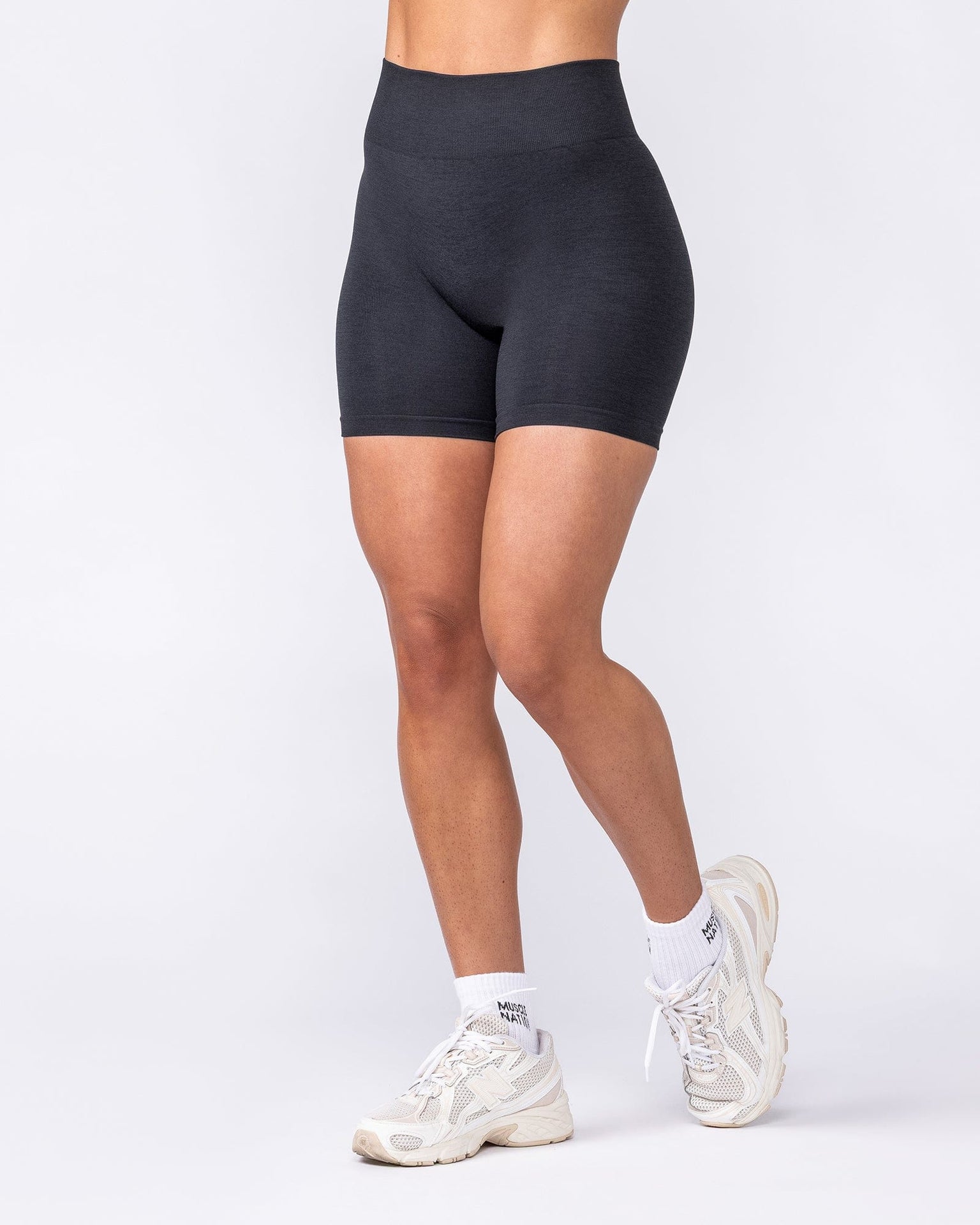Bare Seamless Bike Shorts - Black