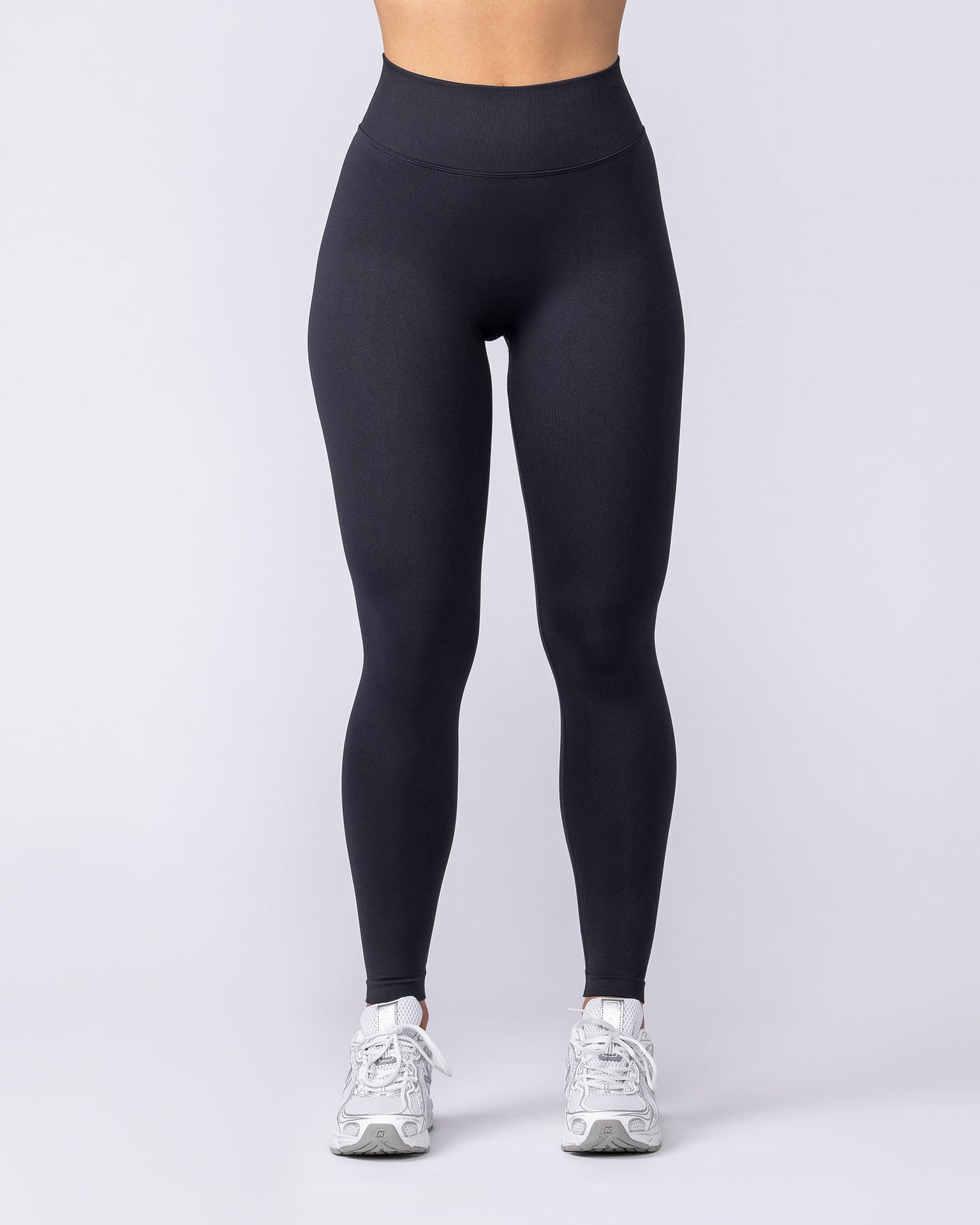 Revealed Seamless Ankle Length Leggings - Black