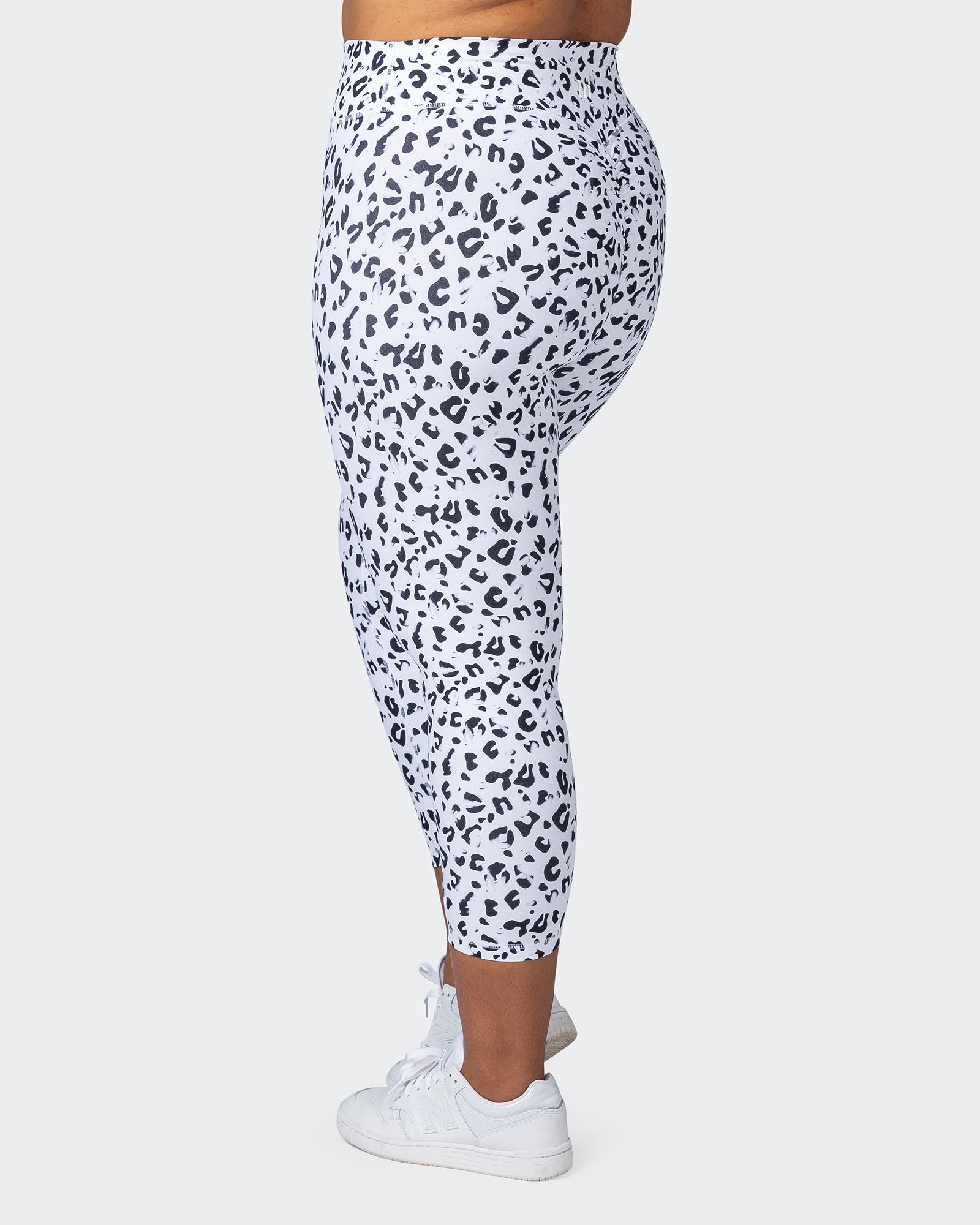 Signature Scrunch 7/8 Leggings - Snow Leopard-Leggings-XXS-MNAPPRL7734-MNAPPRL7734-5-Muscle Nation