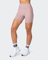 Scroll to image 